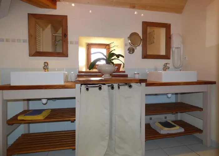 Britavit Bed and breakfast Saint-Avit-Sénieur